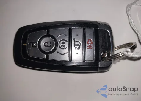 2024 Ford Edge Titanium z USA, uszkodzony, nr VIN 2FMPK4K9XRBB12646